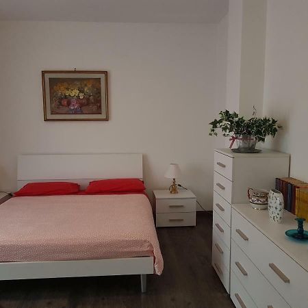 Apartament In Centro A Saint Vincent Zewnętrze zdjęcie