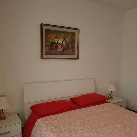 Apartament In Centro A Saint Vincent Zewnętrze zdjęcie