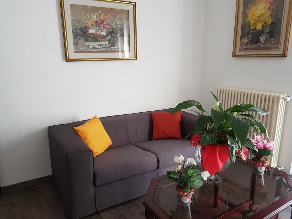 Apartament In Centro A Saint Vincent Zewnętrze zdjęcie