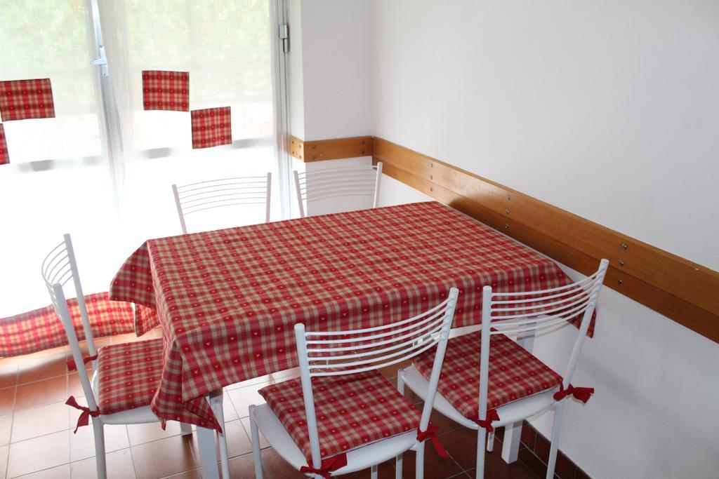 Apartament In Centro A Saint Vincent Zewnętrze zdjęcie